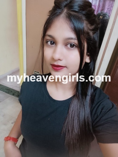 female Call Girls in Zirakpur