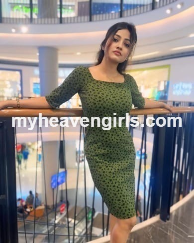 female Call Girls in Zirakpur