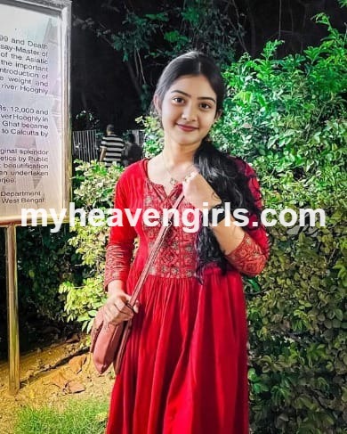 female Call Girls in Zirakpur