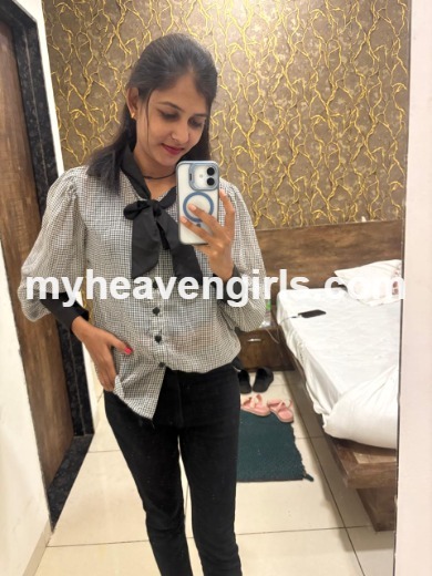 high profile Call Girls in Zirakpur